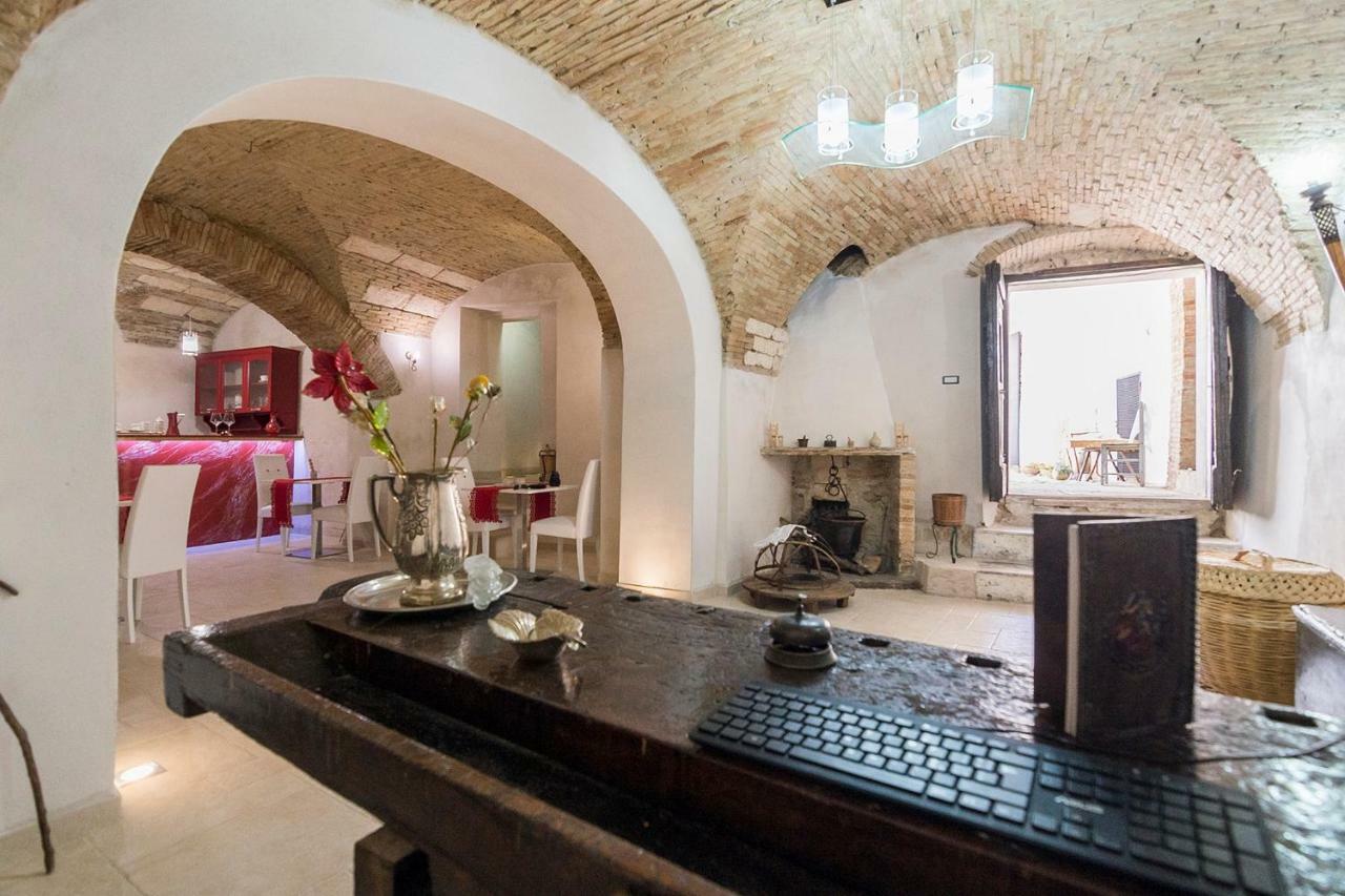 Residenza La Nivera Miglionico Esterno foto