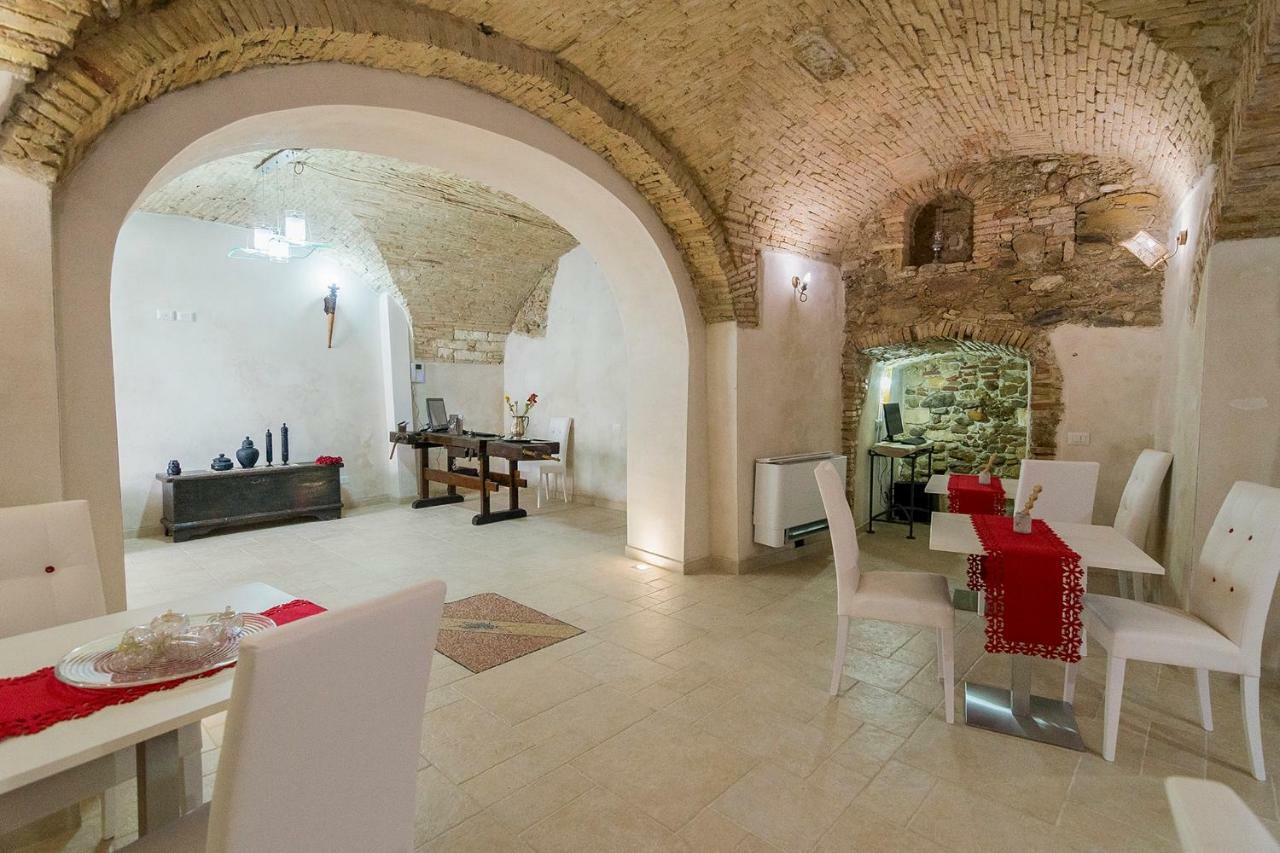 Residenza La Nivera Miglionico Esterno foto